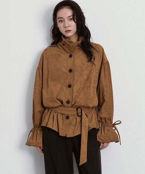 Ezick(エジック)の「2WAY neck スウェードライクバルーンブルゾン(その他アウター・レディース・ダークブラウン/キャメル・FREE)」の7枚目の写真