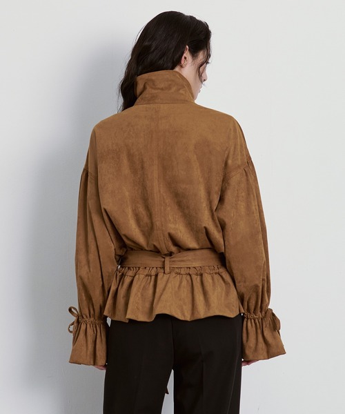 Ezick(エジック)の「2WAY neck スウェードライクバルーンブルゾン(その他アウター・レディース・ダークブラウン/キャメル・FREE)」の8枚目の写真