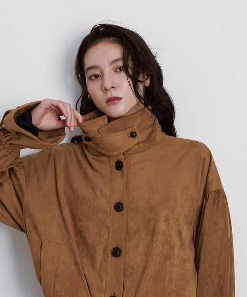 Ezick(エジック)の「2WAY neck スウェードライクバルーンブルゾン(その他アウター・レディース・ダークブラウン/キャメル・FREE)」の9枚目の写真