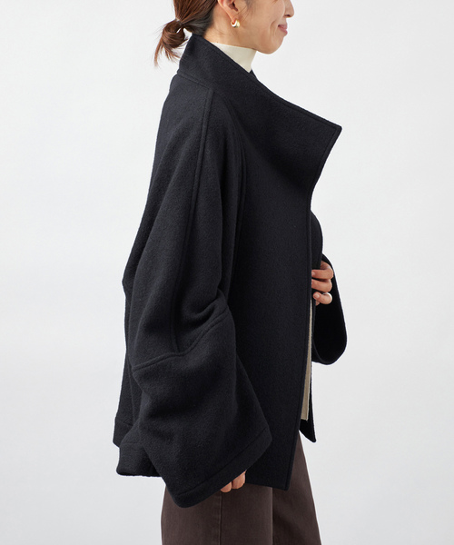 VERMEIL par iena(ヴェルメイユパーイエナ)の「Room no.8 BLACK ルームエイト ブラック Boucle Hi/N Short Coat(その他アウター・レディース・ブラック・FREE)」の18枚目の写真
