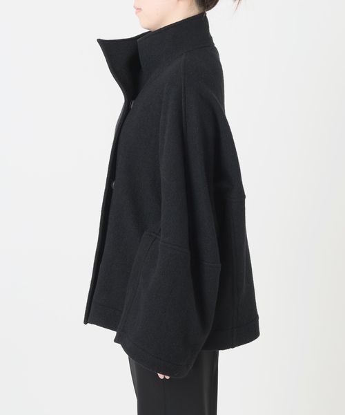 VERMEIL par iena(ヴェルメイユパーイエナ)の「Room no.8 BLACK ルームエイト ブラック Boucle Hi/N Short Coat(その他アウター・レディース・ブラック・FREE)」の2枚目の写真
