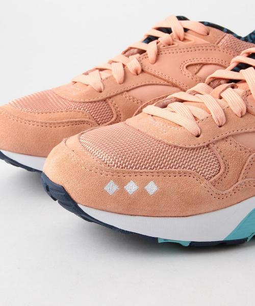 PUMA × ALIFE（プーマ×エーライフ）の「＜PUMA（プーマ）＞×＜ALIFE＞ R698 PEACH/スニーカー（スニーカー・メンズ・ピンク・26.5cm/26cm/27cm/27.5cm/28cm）」の5枚目の写真