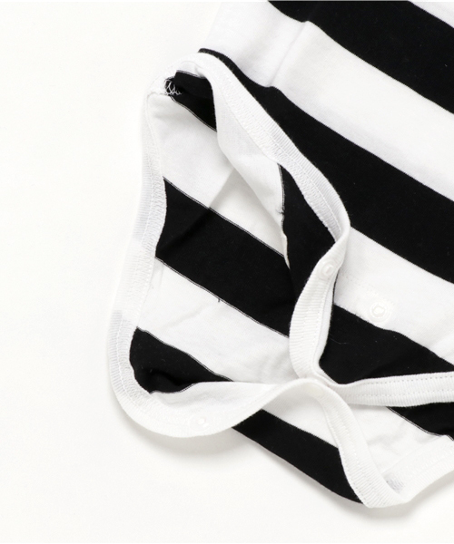 Petitsucre（プチシュクレ）の「ボーダー半袖肩あきボディスーツ（ロンパース・キッズ・ブラック/ブルー/レッド・70-80cm/80-90cm）」の9枚目の写真