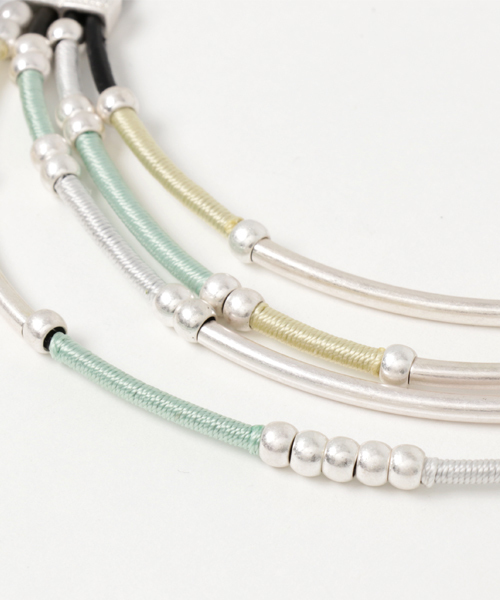 AZUL by moussy（アズールバイマウジー）の「メタルパーツチョーカー（ネックレス・レディース・グレー系その他/オレンジ系その他・FREE）」の5枚目の写真