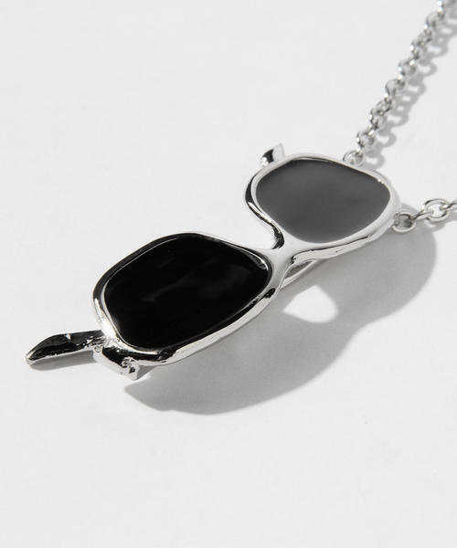 BEAMS LIGHTS Men's（ビームスライツ メンズ）の「【予約】BEAMS LIGHTS / メガネネックレス（ネックレス・メンズ・シルバー/ブラック/ゴールド/ブラック系その他・ONE SIZE）」の18枚目の写真