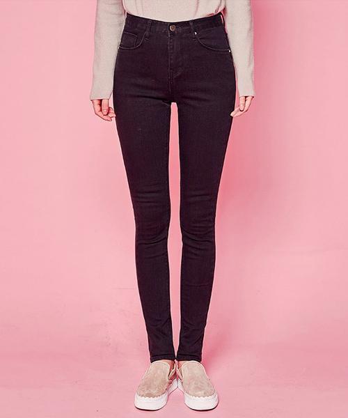 chuu(チュー)の「CHUU -5kgシンプルデニムスキニーパンツ vol.41(デニムパンツ・レディース・ブラック・25cm/27cm/30cm/26cm/28cm/29cm)」の17枚目の写真