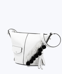 MARC JACOBS（マークジェイコブス）の「THE SLING BEADSPOMS/ザ