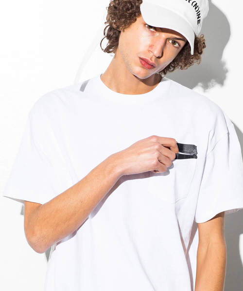 NUMBER (N)INE DENIM(ナンバーナインデニム)の「NUMBER (N)INE DENIM(ナンバーナインデニム)テープポケットビッグTシャツ(Tシャツ/カットソー・メンズ・ホワイト/レッド/ブラック・SMALL/LARGE/MEDIUM)」の7枚目の写真