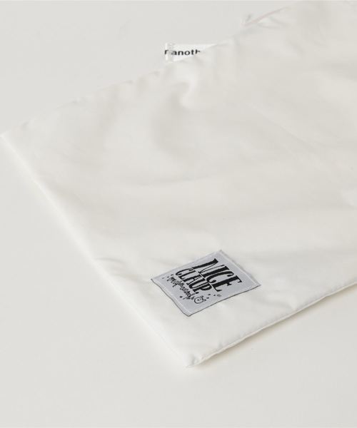one after another NICE CLAUP(ワンアフターアナザーナイスクラップ)の「NICEサコッシュ(ショルダーバッグ・レディース・ブラック/レッド/オフホワイト・FREE)」の5枚目の写真