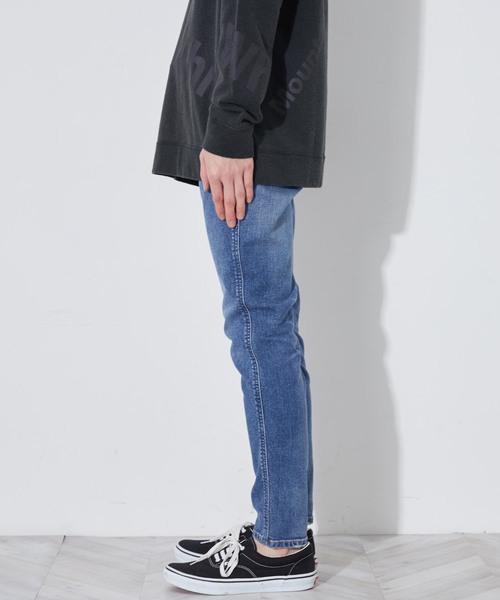 WHITE MOUNTAINEERING（ホワイトマウンテニアリング）の「【White mountaineering】WM×ﾗﾝｸﾞﾗｰ10.5ozｽﾄﾚｯﾁﾃﾞﾆﾑｽﾘﾑﾊﾟﾝﾂ（デニムパンツ・メンズ・ブラック/ブルー・M/L/S）」の10枚目の写真