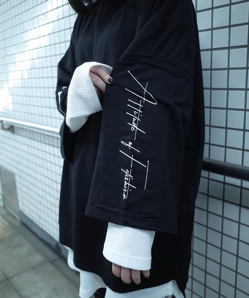 AFYF（エーエフワイエフ）の「rovtski 【ビッグシルエット】AFYFOVERSWEAT（スウェット・メンズ・ホワイト/ブラック/ピンク・FREE）」の21枚目の写真