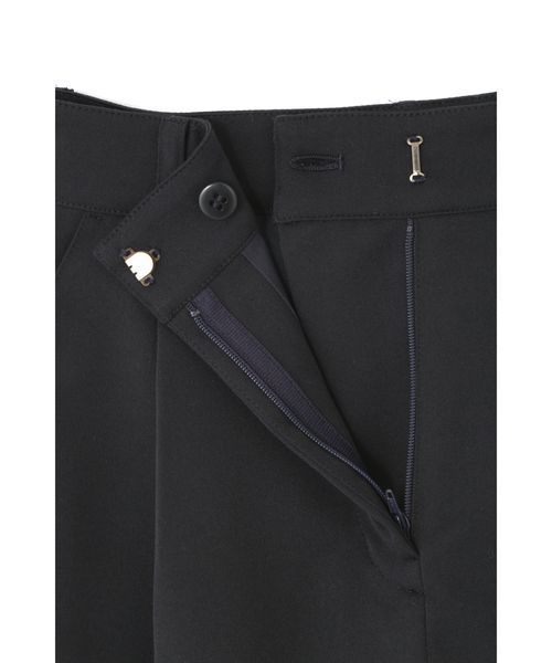 NATURAL BEAUTY BASIC（ナチュラルビューティーベーシック）の「くるみバックルベルトペグパンツ（その他パンツ・レディース・ネイビー/キャメル・SMALL/MEDIUM/LARGE）」の7枚目の写真