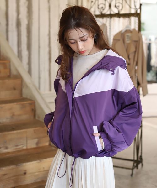 one after another NICE CLAUP（ワンアフターアナザーナイスクラップ）の「配色ナイロンブルゾン（ブルゾン・レディース・ベージュ系その他/グリーン系その他/パープル系その他・FREE）」の3枚目の写真