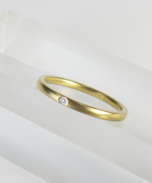 tone（トーン）の「【vie】ステンレスリング/一粒ストーンリング（リング・レディース・ピンク/イエロー/シルバー・#13/#1/#7/#9/#11/#15/#17/#19/#21/#5/#3）」の2枚目の写真