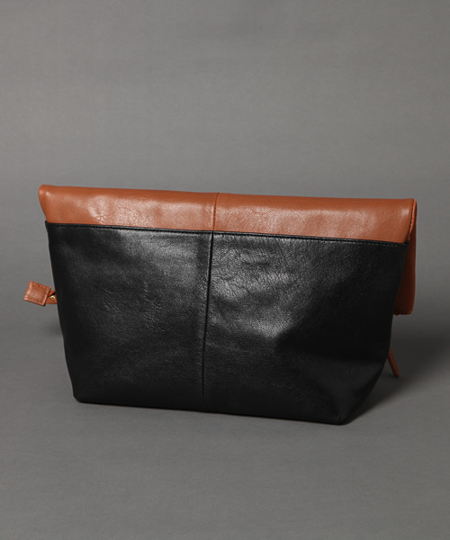 And A（アンドエー）の「レザークラッチトート（クラッチバッグ・メンズ・ブラック/ブラウン・FREE）」の8枚目の写真