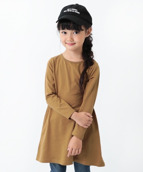 devirock（デビロック）の「Aライン長袖ワンピース（ワンピース・キッズ・ホワイト/ブラック/杢グレー/ネイビー/ブルーグレー/ブルー系その他/グリーン系その他/カーキ/ラベンダー/レッド系その他/パープル系その他/ピンク系その他/モカ/ライトブラウン/イエロー系その他/レッド系その他2/スモークピンク/イエロー系その他2・80ｃｍ/90cm/100cm/110cm/120cm/130cm/140cm/150cm/160cm）」の6枚目の写真