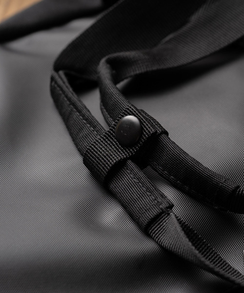 MURA（ムラ）の「サステナブル エコ素材 撥水加工 2way 15型PC対応 縦型 トートバッグ（トートバッグ・メンズ・ブラック・FREE）」の11枚目の写真