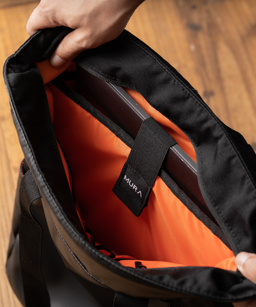 MURA（ムラ）の「サステナブル エコ素材 撥水加工 2way 15型PC対応 縦型 トートバッグ（トートバッグ・メンズ・ブラック・FREE）」の13枚目の写真