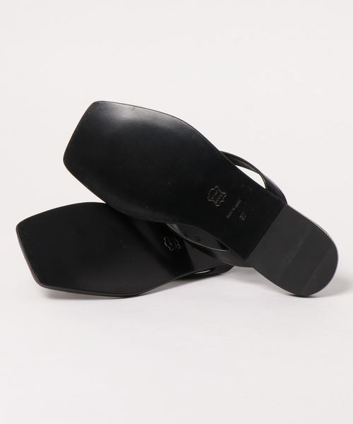 MAISON EUREKA（メゾンエウレカ）の「【MAISON EUREKA(メゾンエウレカ)】フラットサンダル（サンダル・レディース・カーキ/ブラック・0/1）」の4枚目の写真