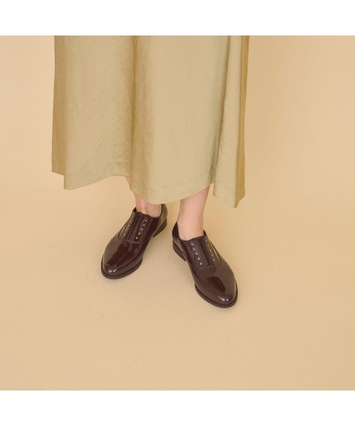 TEMPERATE（テンパレイト）の「OMBRE （TEMPERATE/テンパレイト） スタッズマニッシュ レインシューズ（ドレスシューズ・レディース・ブラック/グレー/ベージュ/チョコ・40/38/36/37/39）」の4枚目の写真