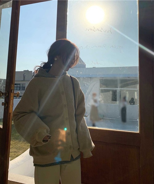 MANGROVE（マングローブ）の「【MANROVE SELECT】ドロップショルダーボアカーデ（ブルゾン・レディース・ベージュ/ブラウン・FREE）」の19枚目の写真