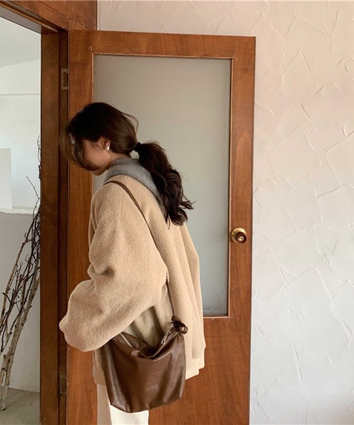 MANGROVE（マングローブ）の「【MANROVE SELECT】ドロップショルダーボアカーデ（ブルゾン・レディース・ベージュ/ブラウン・FREE）」の16枚目の写真