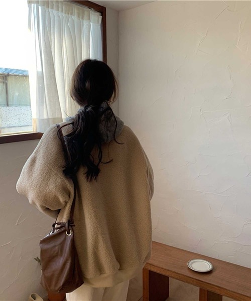 MANGROVE（マングローブ）の「【MANROVE SELECT】ドロップショルダーボアカーデ（ブルゾン・レディース・ベージュ/ブラウン・FREE）」の4枚目の写真