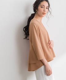 バックフレアデザインTブラウス
