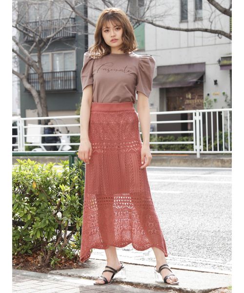 dazzlin（ダズリン）の「クロシェスカラップニットスカート（スカート・レディース・ダークブラウン/オフホワイト/グリーン/モカ・FREE）」の13枚目の写真