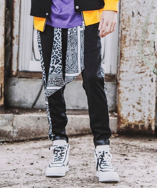 NO ID.（ノーアイディ）の「mp8672-スカーフストリングサルエルスキニーPT パンツ（その他パンツ・メンズ・ブラウン系その他/レオパード/カラフル/ブラック・1/2/3）」の2枚目の写真