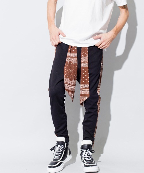 NO ID.（ノーアイディ）の「mp8672-スカーフストリングサルエルスキニーPT パンツ（その他パンツ・メンズ・ブラウン系その他/レオパード/カラフル/ブラック・1/2/3）」の21枚目の写真