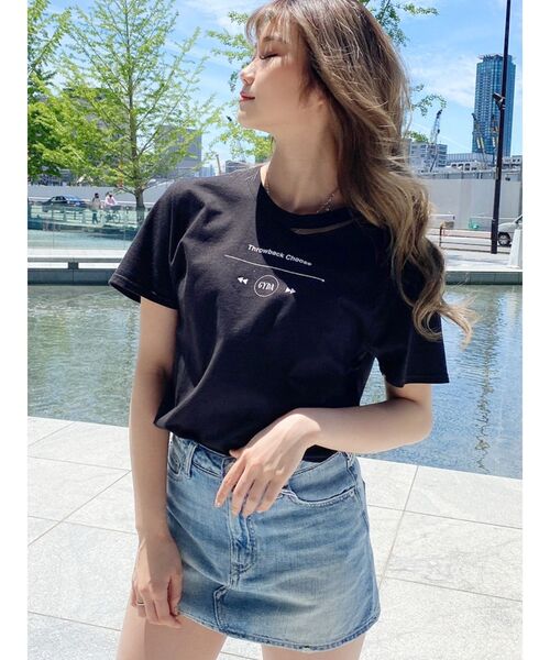 GYDA（ジェイダ）の「THROWBACK CHOOSE CUT Tシャツ（Tシャツ/カットソー・レディース・ブラック/ベージュ/オフホワイト/マスタード・FREE）」の17枚目の写真