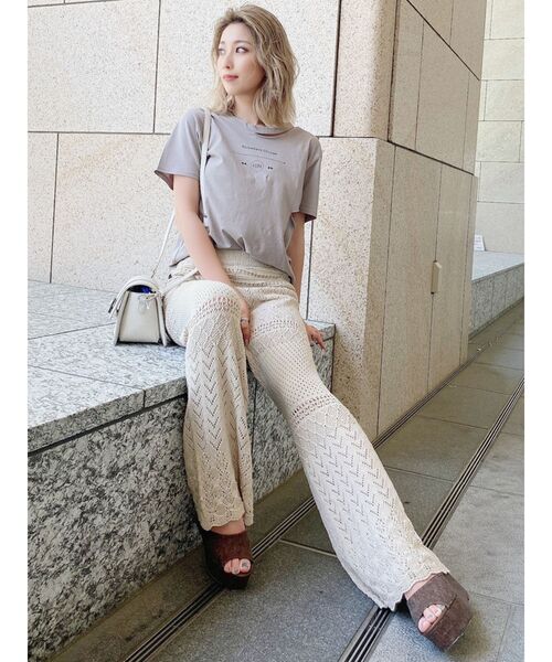 GYDA（ジェイダ）の「THROWBACK CHOOSE CUT Tシャツ（Tシャツ/カットソー・レディース・ブラック/ベージュ/オフホワイト/マスタード・FREE）」の22枚目の写真