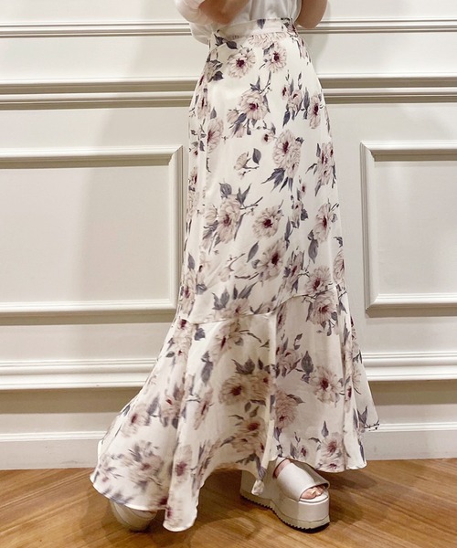 one after another NICE CLAUP（ワンアフターアナザーナイスクラップ）の「マーメイド切替アソートスカート（スカート・レディース・イエロー/アイボリー/その他1/その他2/ホワイト系その他/ブラック系その他/グリーン系その他/その他5・FREE）」の8枚目の写真