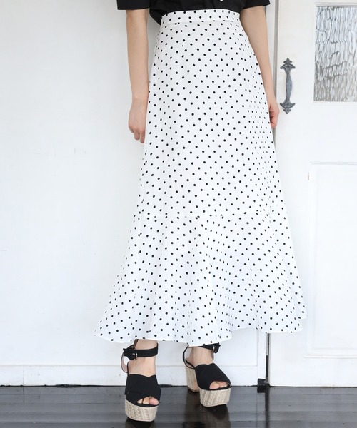 one after another NICE CLAUP（ワンアフターアナザーナイスクラップ）の「マーメイド切替アソートスカート（スカート・レディース・イエロー/アイボリー/その他1/その他2/ホワイト系その他/ブラック系その他/グリーン系その他/その他5・FREE）」の18枚目の写真