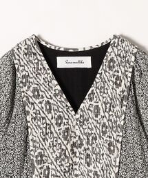 sara mallika（サラ マリカ）の「SARA MALLIKA:ダブルフラワープリント