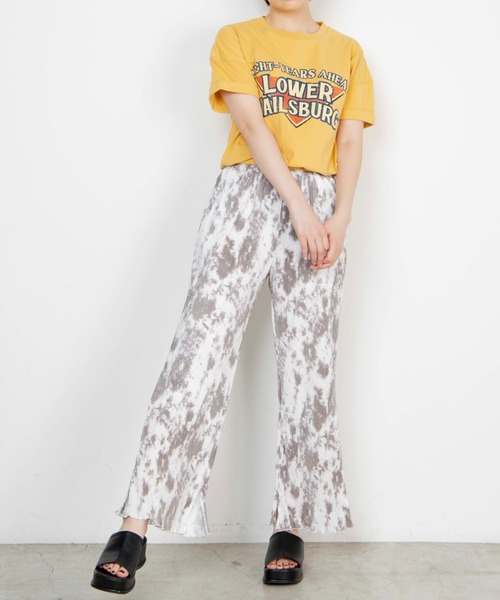 WEGO(ウィゴー)の「WEGO/ロールアップスリーブプリントTシャツ(Tシャツ/カットソー・レディース・イエロー/ホワイト/スミクロ・FREE)」の10枚目の写真