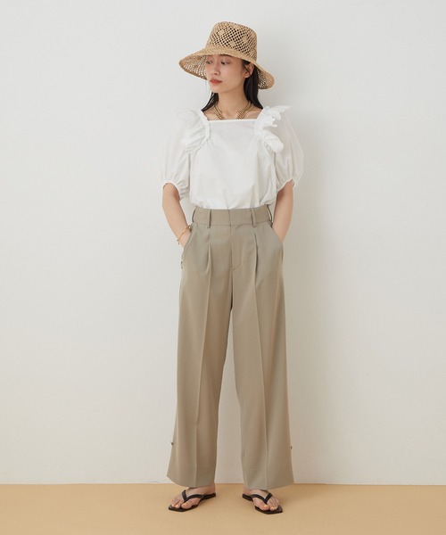 新品タグ付き✨アダムエロペ ラッフルショルダーショートスリーブブラウス 半袖 ADAM ET ROPÉ FEMME(アダム エ ロペ ファム) / ＜逸品シリーズ