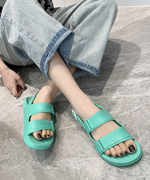 STYLEBLOCK(スタイルブロック)の「ストラップ付きダブルベルトサンダル(サンダル・レディース・ピンク/グリーン系その他/ブラック/グリーン/グリーン系その他2/オレンジ・37/41/39)」の4枚目の写真