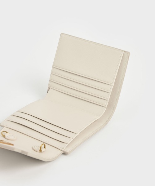 CHARLES & KEITH（チャールズ & キース）の「メタリックプッシュロック ショートウォレット / Metallic Push-Lock Short Wallet（財布・レディース・ブラック/クリーム/ダークグリーン・XXS）」の15枚目の写真