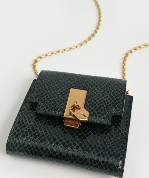 CHARLES & KEITH（チャールズ & キース）の「メタリックプッシュロック ショートウォレット / Metallic Push-Lock Short Wallet（財布・レディース・ブラック/クリーム/ダークグリーン・XXS）」の19枚目の写真