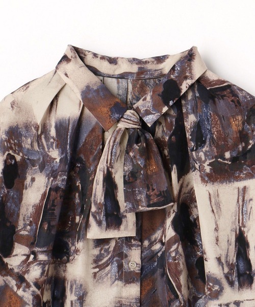 179/WG(イチナナキュウダブルジー)の「着脱可能な2WAY衿 : ボウタイブラウス(シャツ/ブラウス・レディース・グレー系その他/ベージュ系その他/ブルー系その他・MEDIUM)」の6枚目の写真