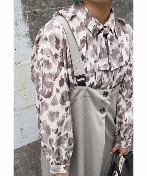 179/WG(イチナナキュウダブルジー)の「着脱可能な2WAY衿 : ボウタイブラウス(シャツ/ブラウス・レディース・グレー系その他/ベージュ系その他/ブルー系その他・MEDIUM)」の7枚目の写真