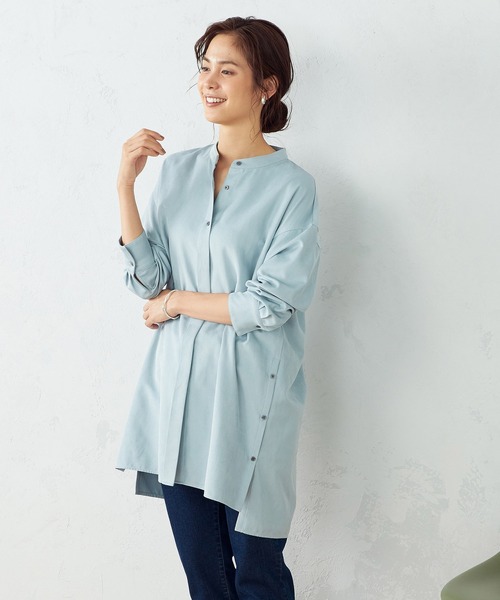 COMME CA ISM(コムサイズム)の「コーデュロイ バンドカラーシャツ(シャツ/ブラウス・レディース・ブラウン/サックスブルー/グレイッシュベージュ/チャコール・SMALL/MEDIUM/LARGE)」の4枚目の写真