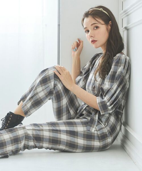 MAJESTIC LEGON（マジェスティックレゴン）の「Ladyカシュクールオーバーオール（サロペット/オーバーオール・レディース・ブラック系その他/ベージュ・MEDIUM/SMALL）」の7枚目の写真