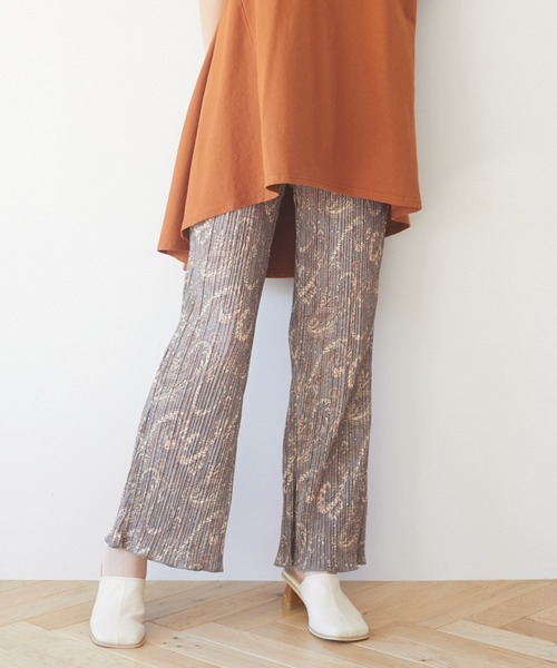 Green Parks(グリーンパークス)の「・novem 9 ペイズリーptプリーツパンツ*(その他パンツ・レディース・チャコールグレー/ブラウン/グレー・FREE)」の2枚目の写真