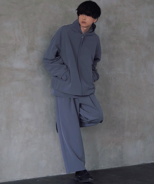 ATTACHMENT（アタッチメント）の「【ATTACHMENT × WYM】TRIANGLE CUTTING HUGE PARKA（パーカー・メンズ・チャコール/ブルー系・S/M/L）」の19枚目の写真