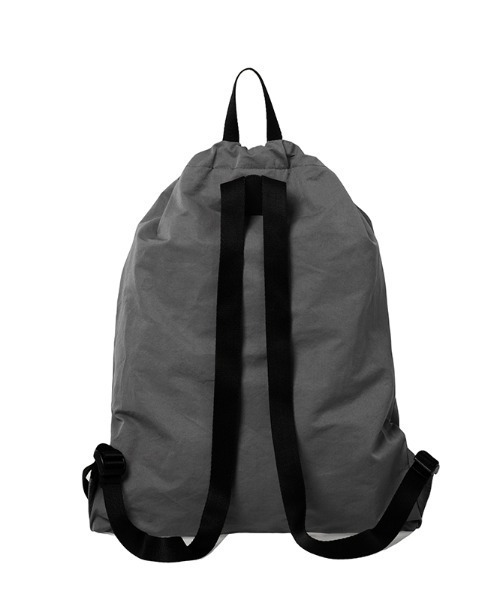 KIRSH(キルシー)の「A'GEM/9 × .kom『KIRSH/キルシー』KIRSH POCKETPOCKET BACKPACK/キルシーポケットシリーズ ポケットバックパック(バックパック/リュック・レディース・ブラック/グレー・FREE)」の13枚目の写真