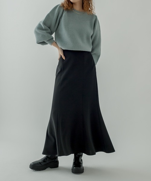 mystic(ミスティック)の「畦切り替えパフニット(ニット/セーター・レディース・ブラック/ベージュ/オフホワイト/ブルー・FREE)」の7枚目の写真