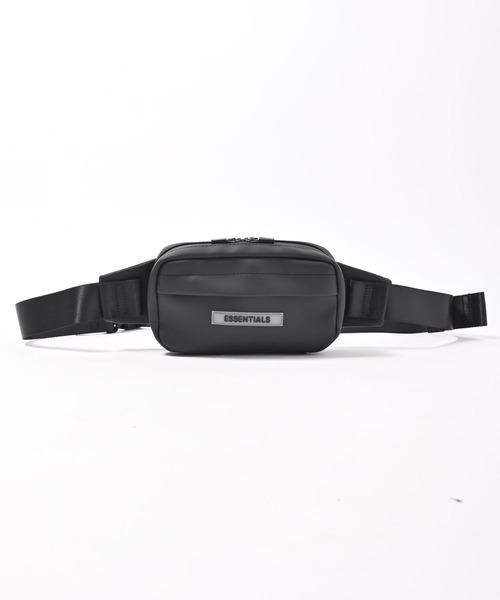 FOG ESSENTIALS（エフオージーエッセンシャルズ）の「FOG ESSENTIALS（エッセンシャルズ）スリングバッグ（ボディバッグ/ウエストポーチ・メンズ・ブラック・FREE）」の3枚目の写真